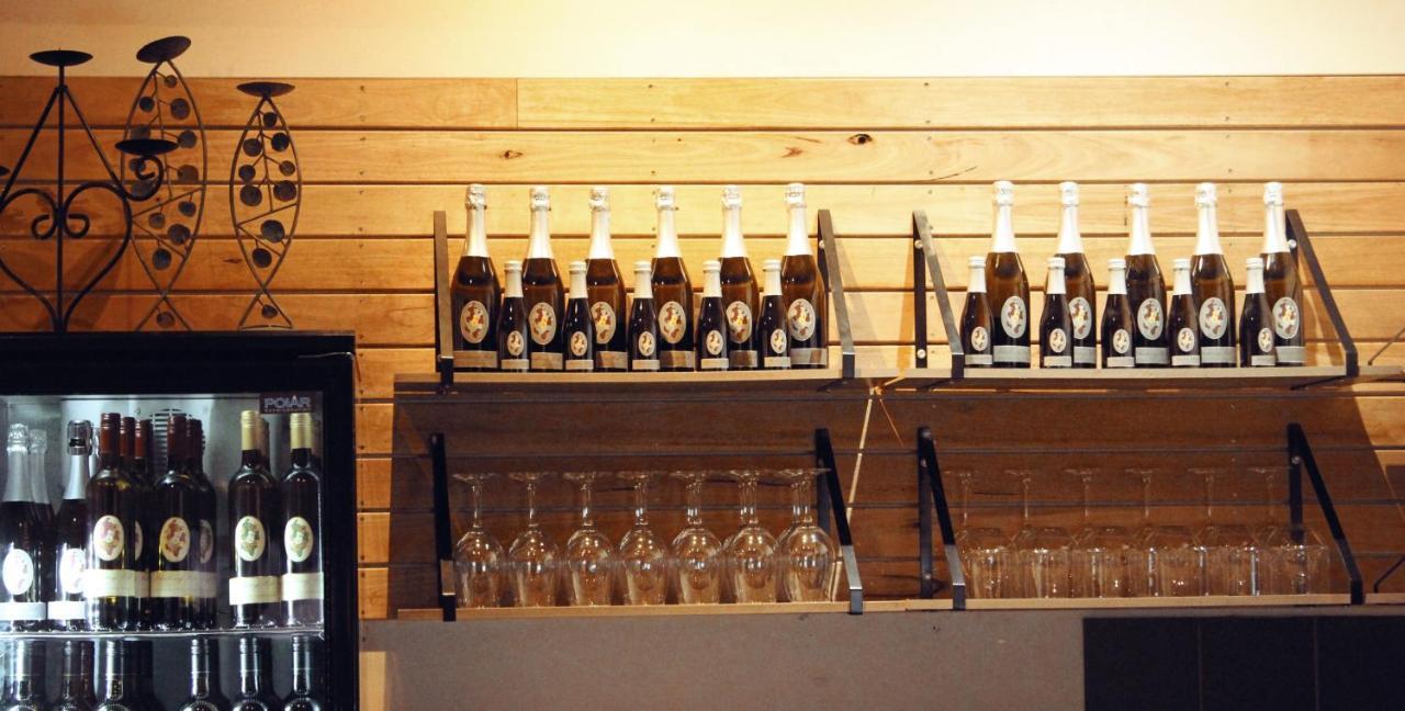 Blueberry Hill Vineyard Stay Rothbury Ngoại thất bức ảnh